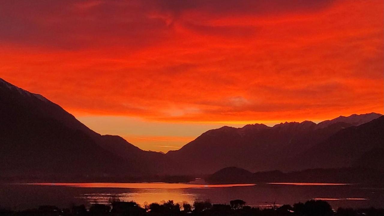 Bed And Breakfast Studios Alto Lago Di Como Gravedona Bagian luar foto