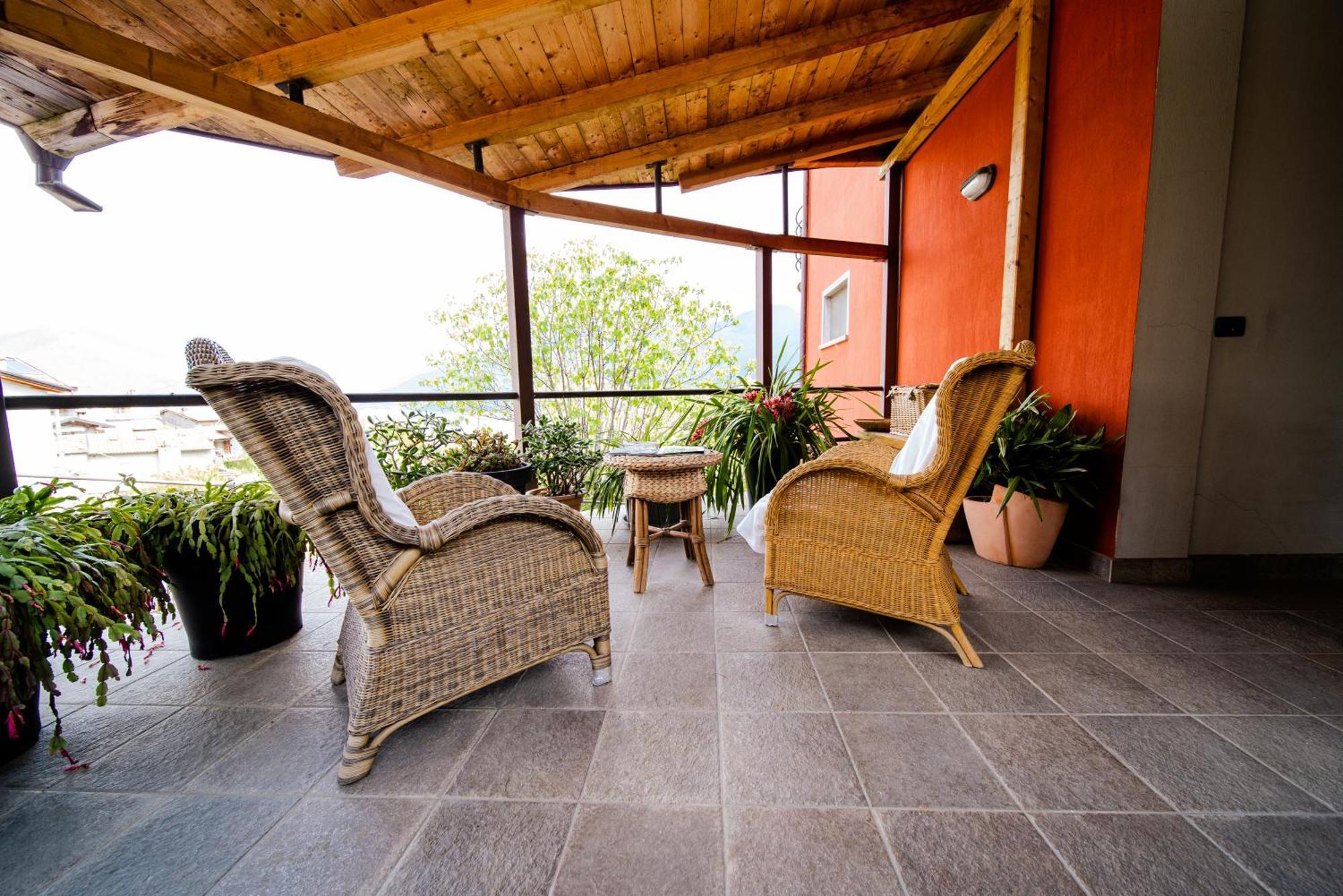Bed And Breakfast Studios Alto Lago Di Como Gravedona Bagian luar foto