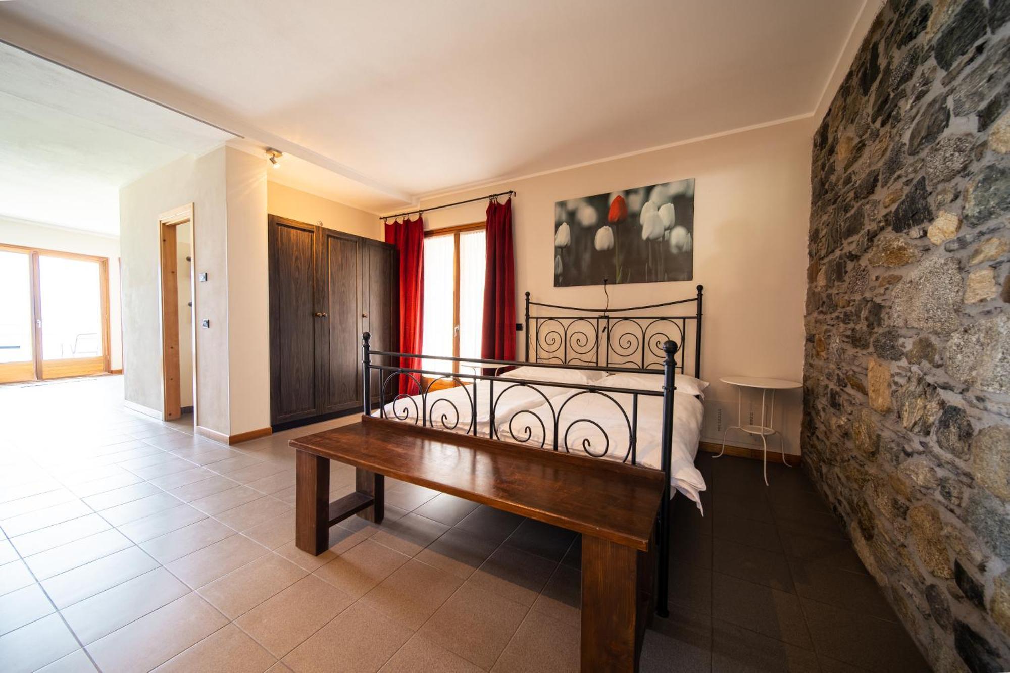Bed And Breakfast Studios Alto Lago Di Como Gravedona Bagian luar foto