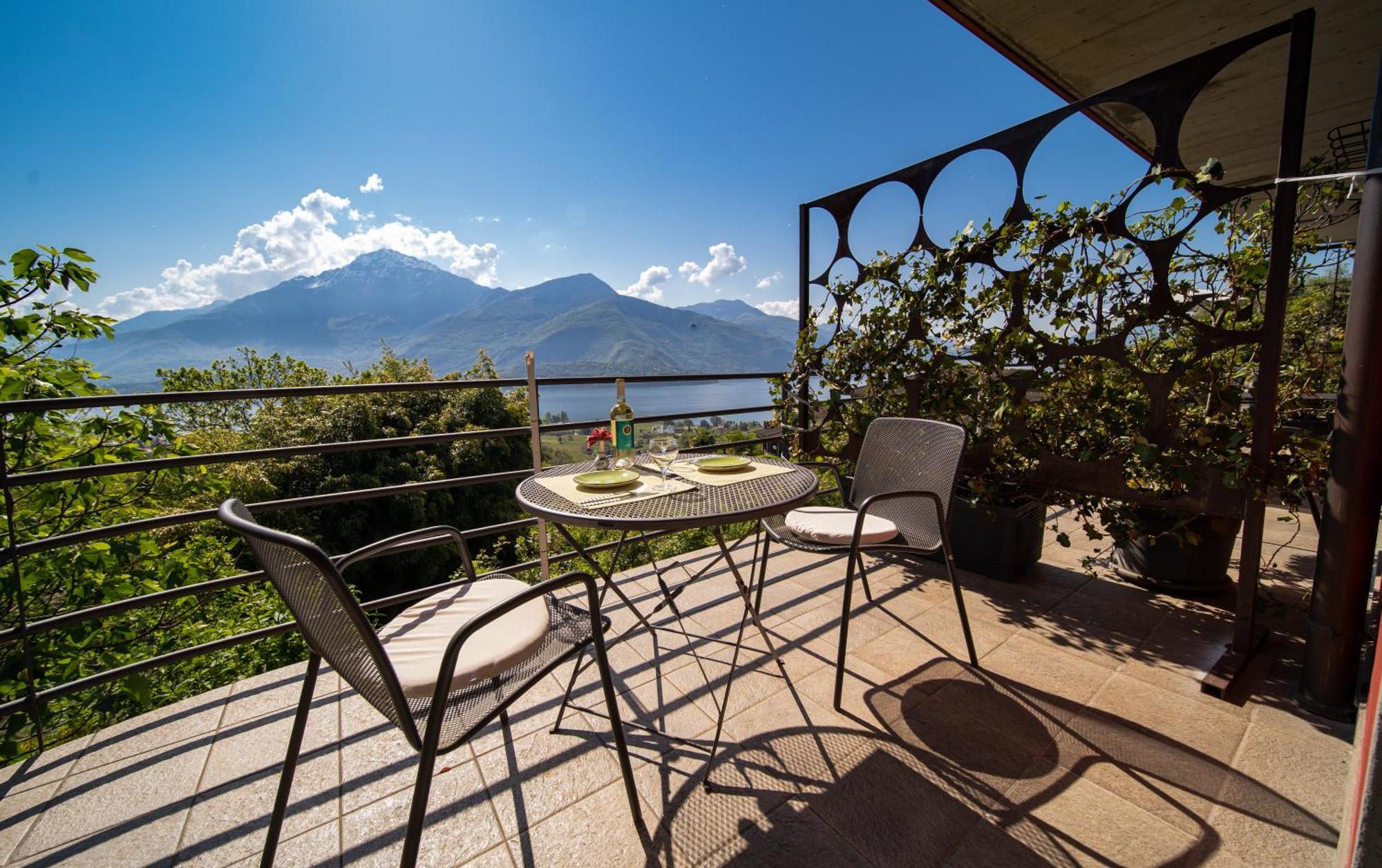 Bed And Breakfast Studios Alto Lago Di Como Gravedona Bagian luar foto