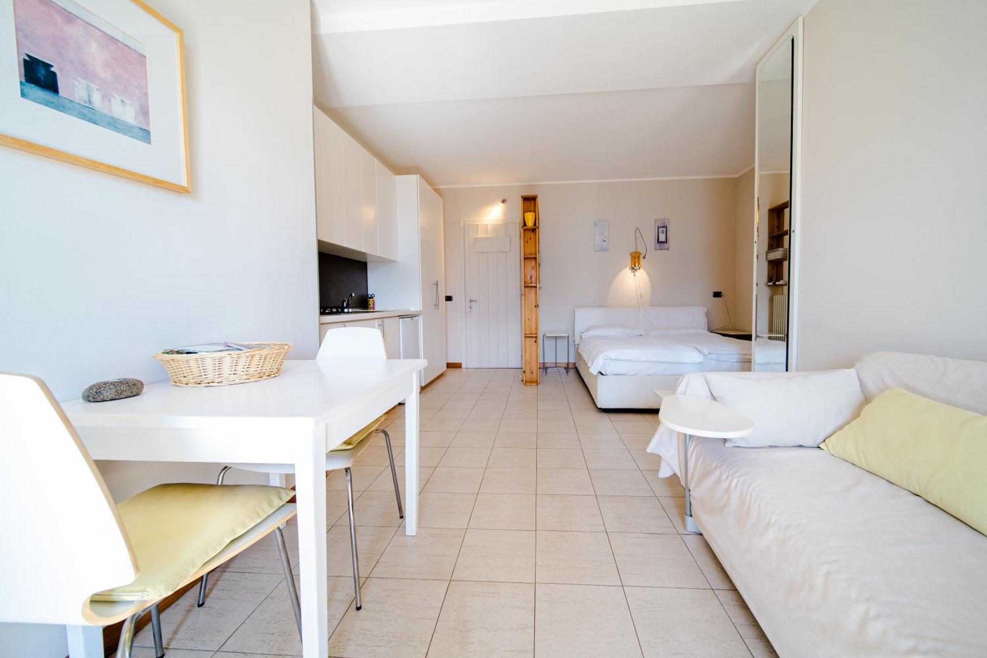 Bed And Breakfast Studios Alto Lago Di Como Gravedona Bagian luar foto
